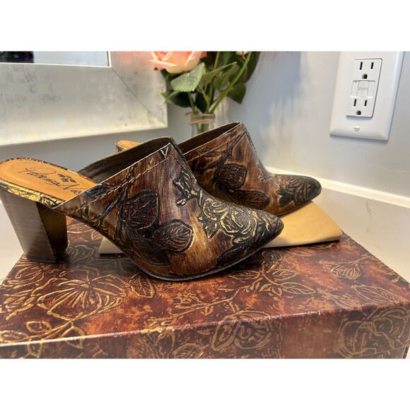 PATRICIA NASH Ruffina Mule in Chocolate Gold Metallic Back Leaves Size 6 Shoes - Picture 4 of 9